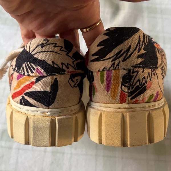 Farm Río Colorful Canvas High-Top Sneakers - Image 3