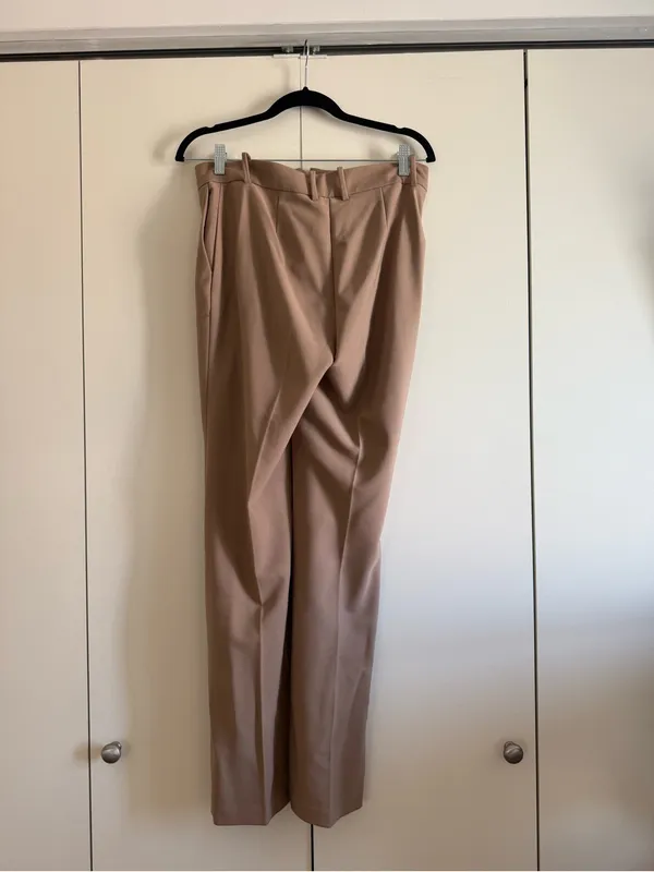 Aritzia Babaton Agency Pant in Camel - Image 7