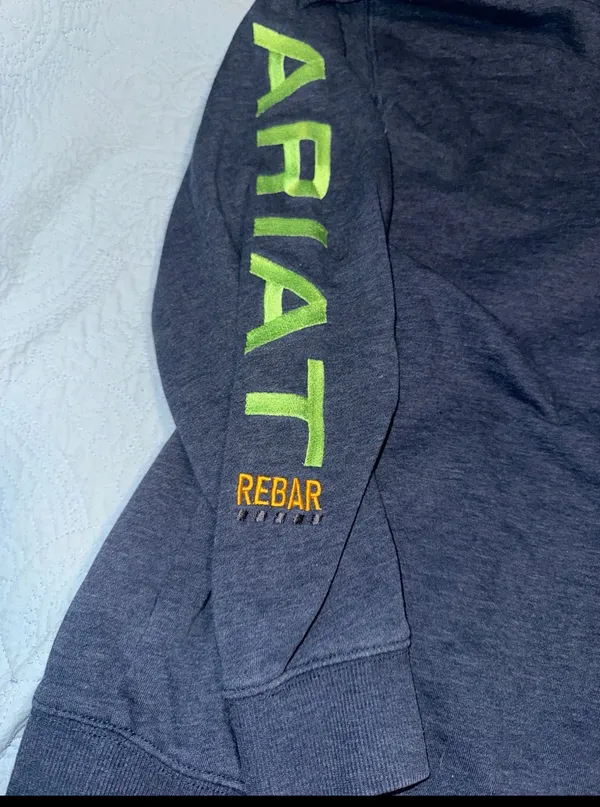 Ariat Hoodie - Image 2