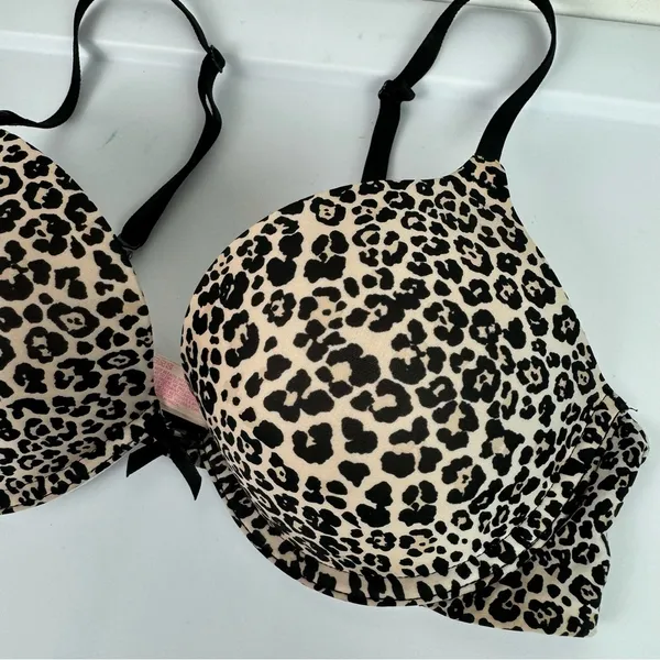 Victoria’s Secret Push Up Bra Sz 34C Leopard Print - Image 4