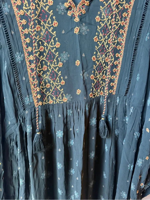 Anthropologie Akemi + Kin Embroidered Boho Tunic Dress Size Large - Image 3