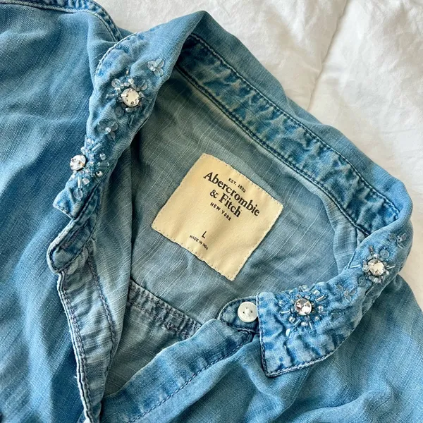 Women’s Abercrombie & Fitch Denim Casual Button Down Shirt - Image 2