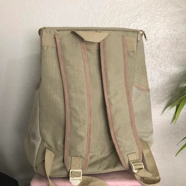 Modelo 40-Can Backpack Cooler Insulated Beige NEW no tags. Measurement in pics - Image 2