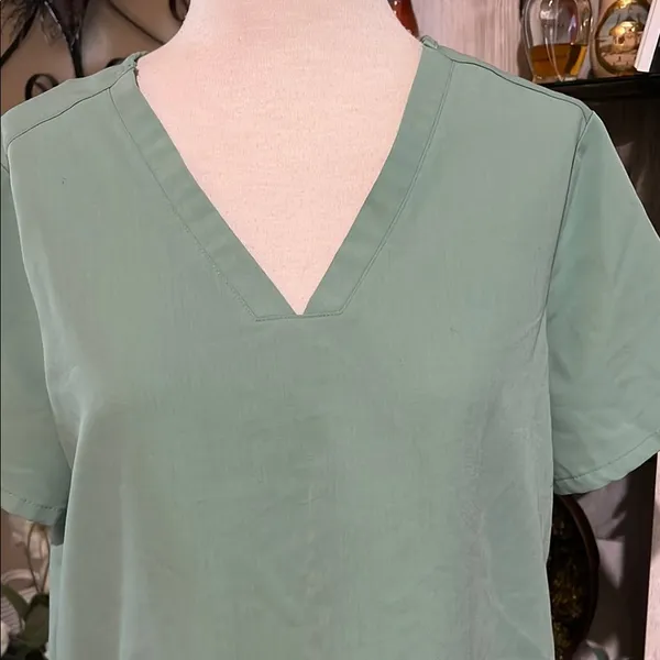 Figs Green Boxy Relaxed Short Sleeve Tee - Image 2