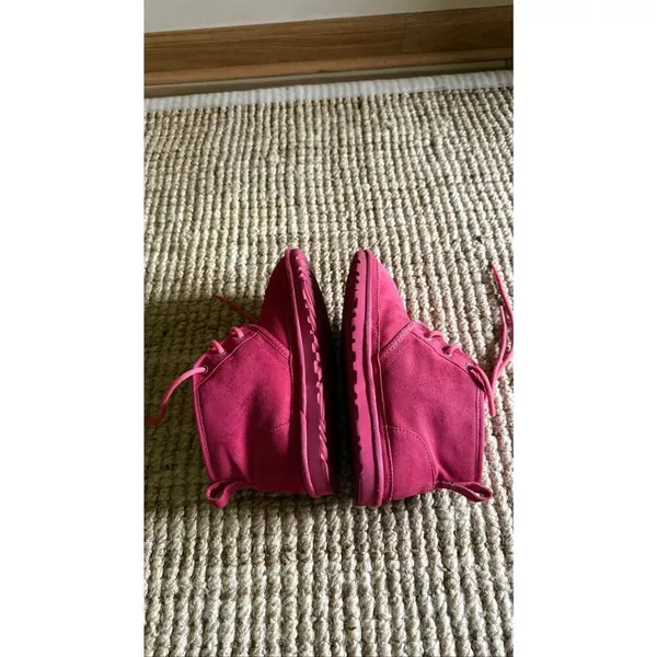 UGG Pink Neumel Boots Women’s Size 7 Shearling Lined Suede - Image 4