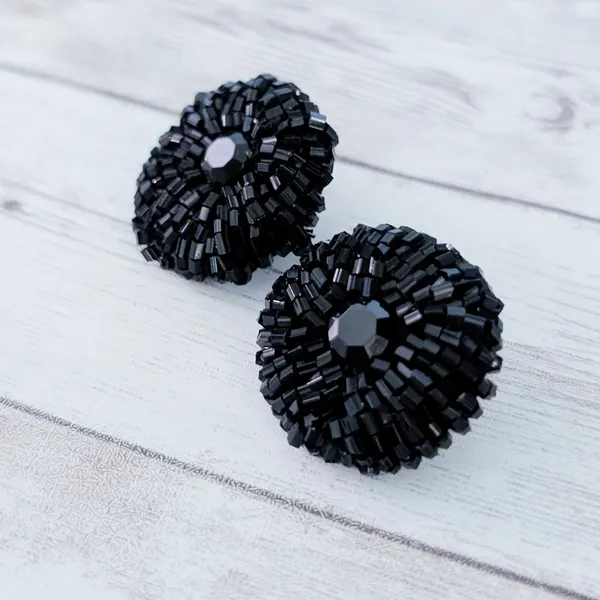 Vintage Clip On Earrings Large Black 1.25" Beaded Circle - One Damaged - Image 3