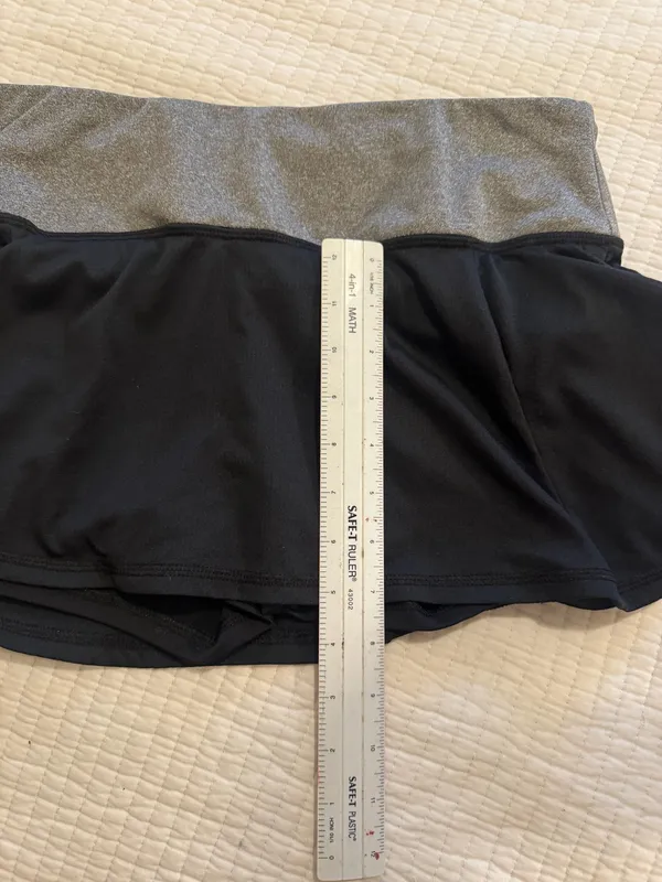 Black athletic skirt Size M - Image 3
