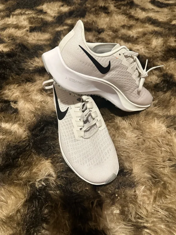 Nike Air Zoom Pegasus 37 Platinum Tint - Image 3