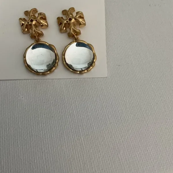 Tory Burch NWT Gold Logo Drop Earrings Clear Stone Dangle - Image 3