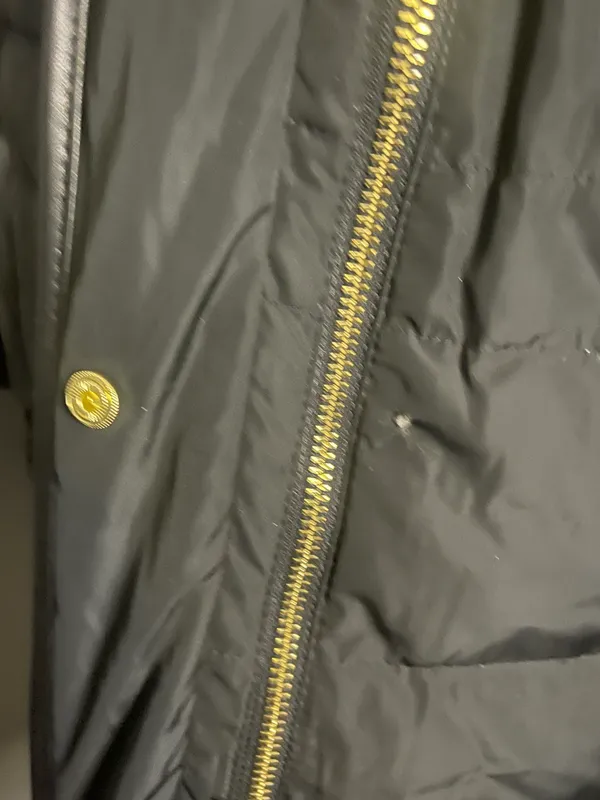 women’s large black coat with zipper stored hood. SEE NOTES. - Image 4