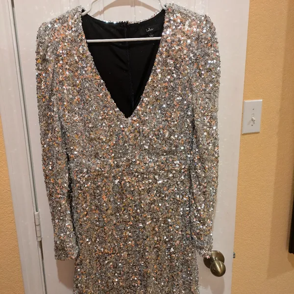 Lulu's Silver Sequin Bodycon Mini Dress L - Image 4