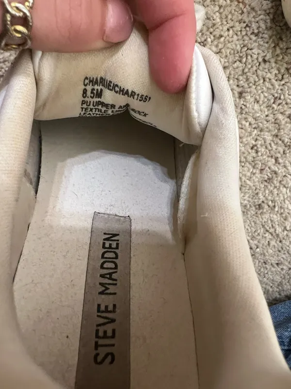 Steve Madden White Shoes Slip-On casual leather size 8.5 women’s - Image 2