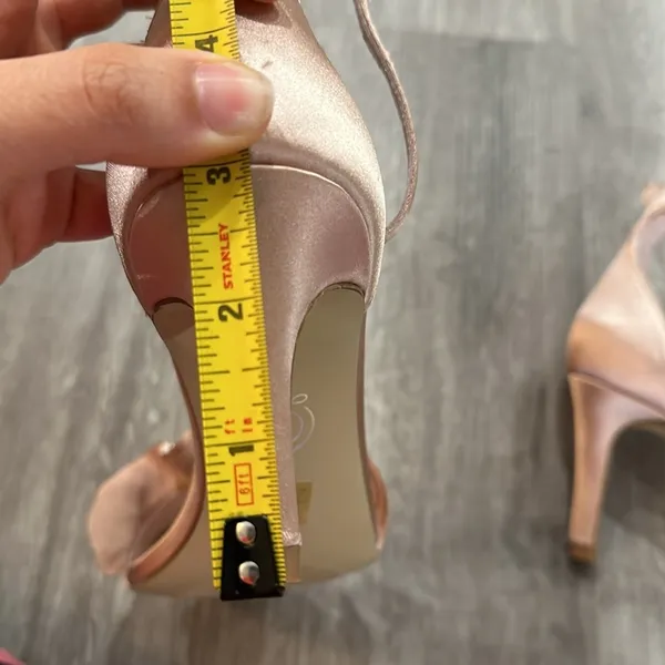 Chinese Laundry Blush Mauve Pink Ruffle Heels - Image 15