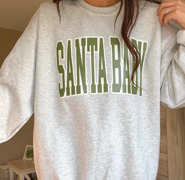 Santa Baby crewneck - Image 3