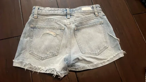 Short - Image 2