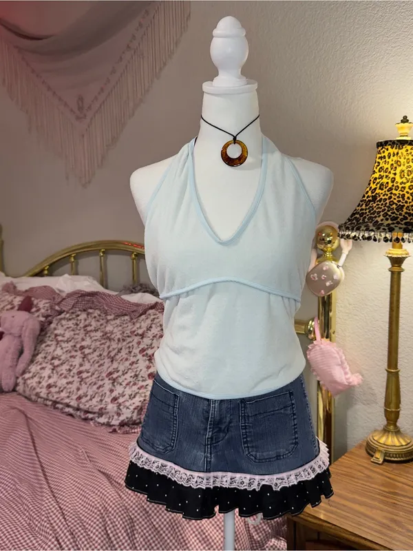 Y2K Terrycloth Light Blue Halter V-Neck Women's Tank Top - Image 3