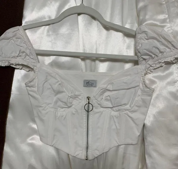 Oh Polly Frill Chaser Puff Sleeve Crop Top - Image 2
