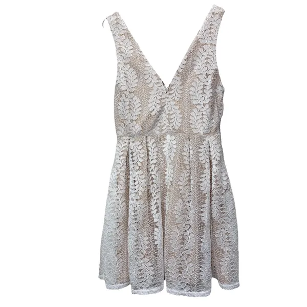 NWT‎ Lulus All of My Heart White Lace Sleeveless Skater Flare Dress MEDIUM - Image 5