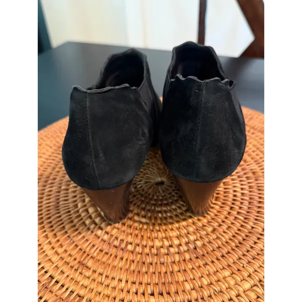 Van Eli Womens Black‎ Suede Scalloped Ankle Booties Block Heel Size 9W - Image 2