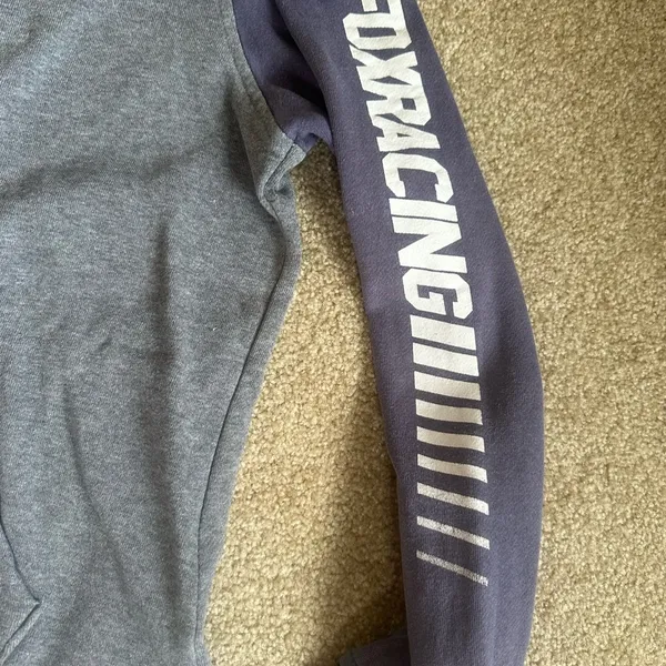 Fox Gray and Red Color-Blocked Hoodie - Image 3