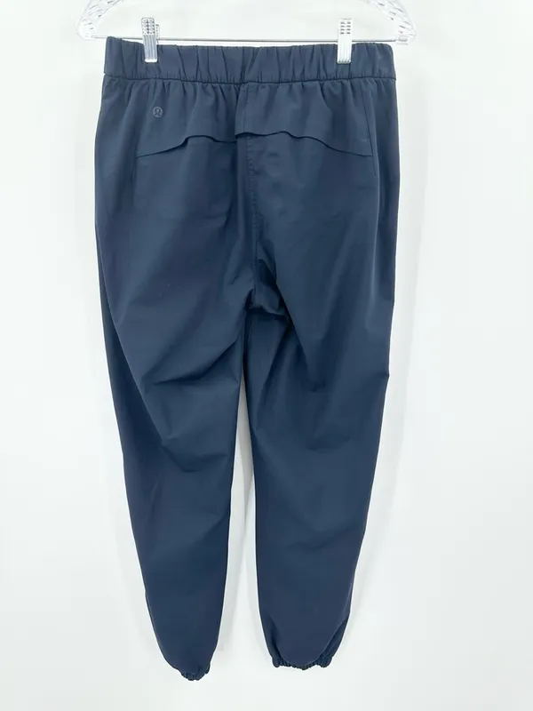 Lululemon Warpstreme High-Rise 7/8 Joggers True Navy Women’s‎ Size 27 - Image 2