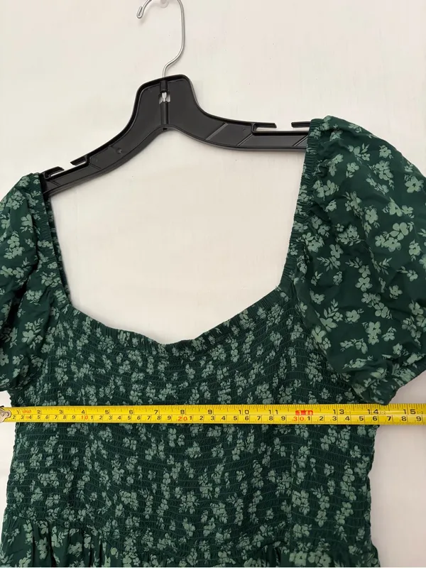 SO Dark Green Floral Smocked Puff Sleeve Dress Size L Excellent(A825) - Image 4