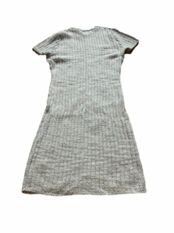 Universal Threads Textured Short Sleeve Knit Dress in Cream - Image 2