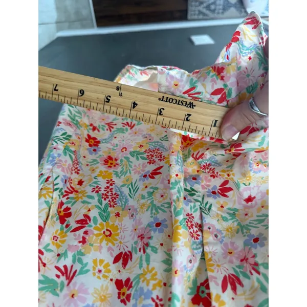 Sadie & Sage Floral Short Sleeve Romper White Multi‎ Color Button Front Size M - Image 7