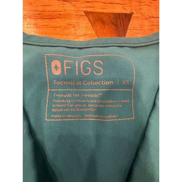 FIGS Technical Collection Teal Scrub Top - Size XS - Image 11