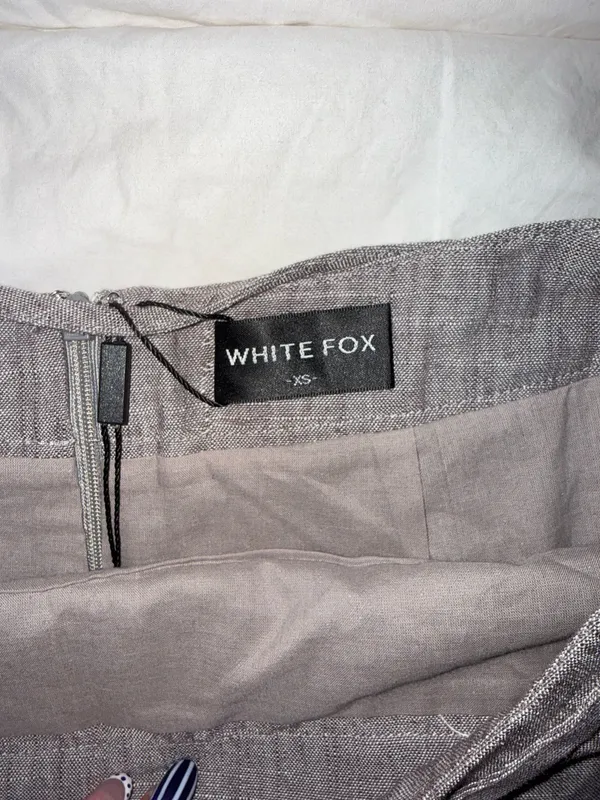 White Fox Boutique gray mini skirt - Image 3