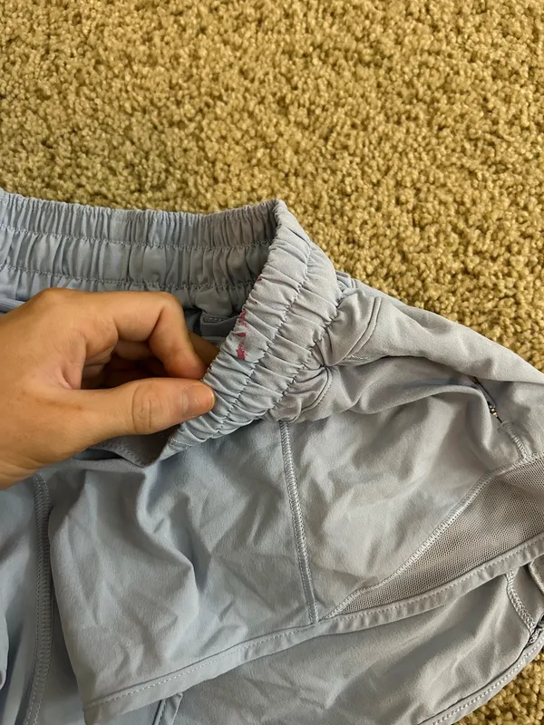 Lululemon Hotty Shorts 2.5" - Image 4