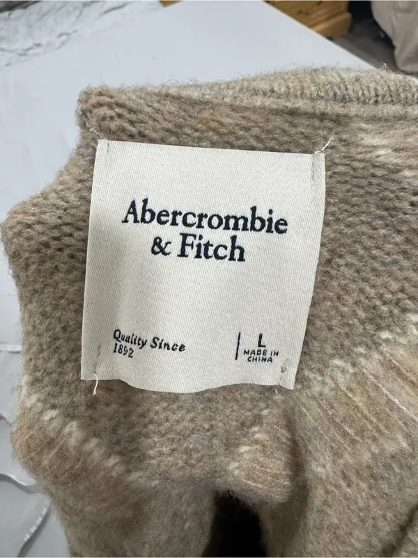 Abercrombie & Fitch Oversized Vintage Taupe Cream Geometric Knit Sweater Large - Image 4
