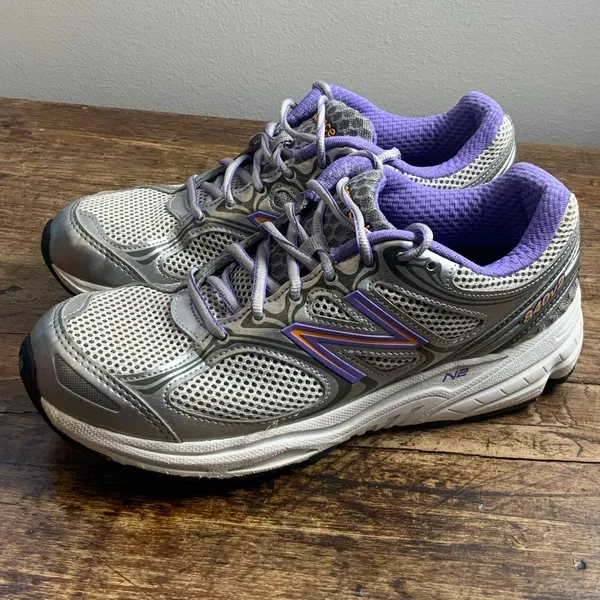 New Balance 840v2 women's running shoes silver/ purple‎ size 8 - Image 4
