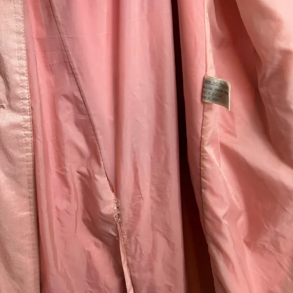 Vtg Saxton Hall Blush Pink Shimmer Trench Coat Jacket Sz 10 Belted Waist - Image 15