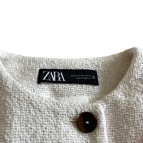ZARA Pronounced Shoulder Textured Jacket Ecru Cream Wood Buttons Size XS Rare - Image 8