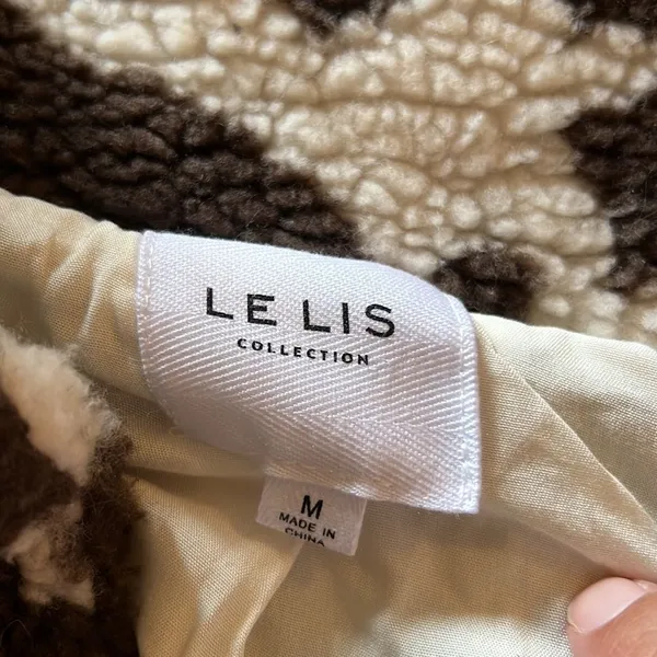 Le‎ lis animal print jacket M - Image 7