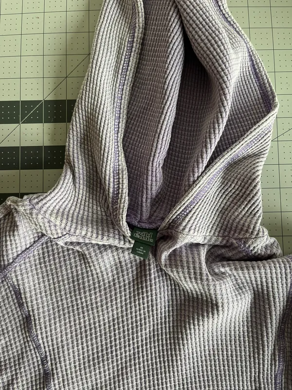 Cropped Long Sleeve Hoodie - Image 3