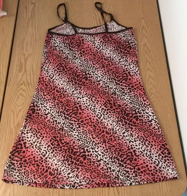 New Animal Print Chemise Pajama Gown Very Stretchy Soft and Comfy Size Small - Image 6