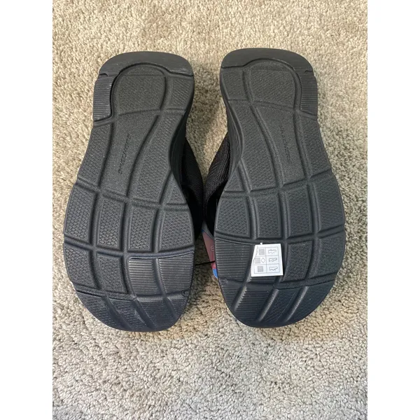 New Skechers Premium Cushion Sandals Size 9 - Image 4