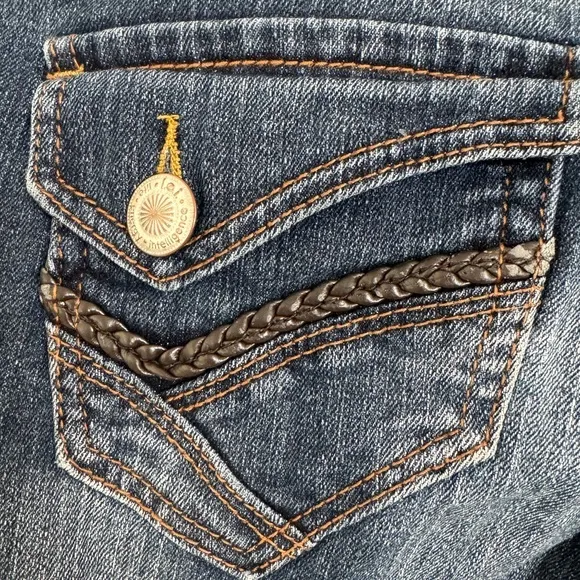 Y2K l.e.i. Style‎ Ashley Low-Rise Flare Jeans Size 9 Regular Distressed Denim - Image 9