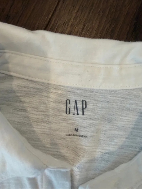 GAP Women’s White Button-Front Puff Sleeve Shirt Size Medium - C4-117 - Image 3