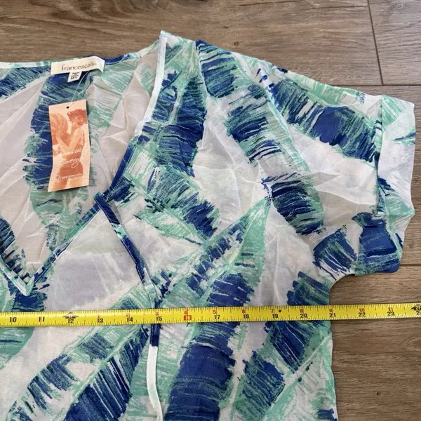 NWT FRANCESCA'S blue‎ & white palm print swim coverup tunic Size M/L - Image 3