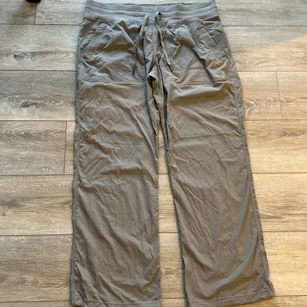 Lululemon Dance Studio Mid-Rise Pants Athleisure Streetwear Sz 14 Straight Baggy - Image 2