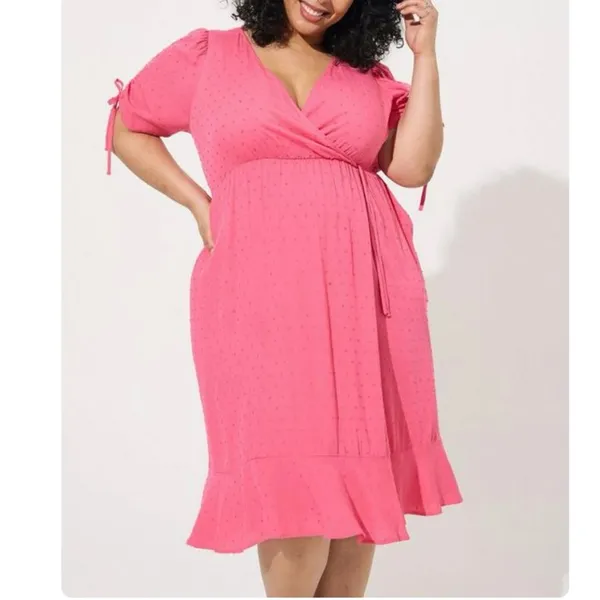 NWOT Torrid Pink‎ Swiss Dot Surplice Pockets Midi Dress 2X - Image 3
