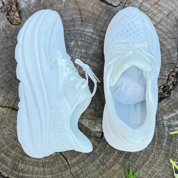 Hoka One One Clifton 9 Running women shoes size 6 - Image 6