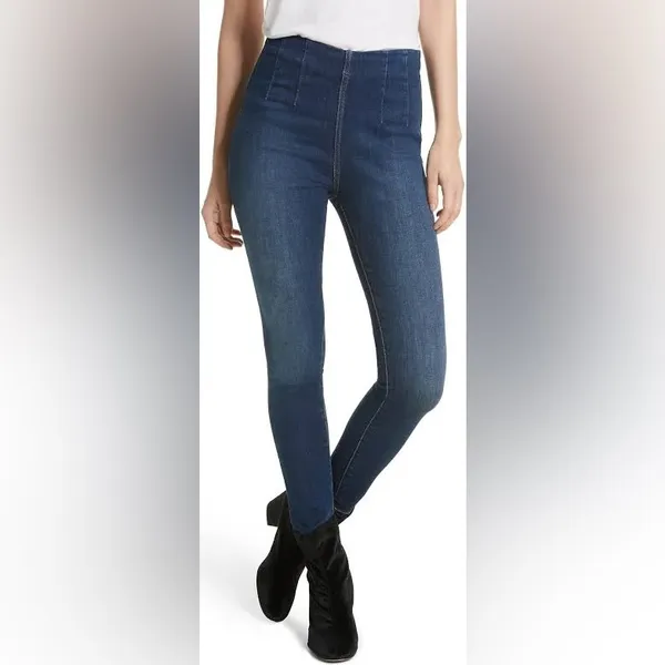 Free People - Denim Elastic Waist Jeans - brand new condition! 👖 - Image 11