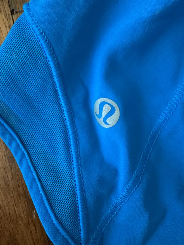 Lululemon Shorts Hotty Hot - Image 3