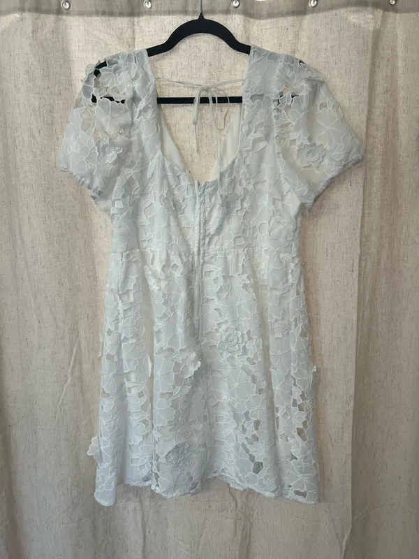 White lace dress - Image 2