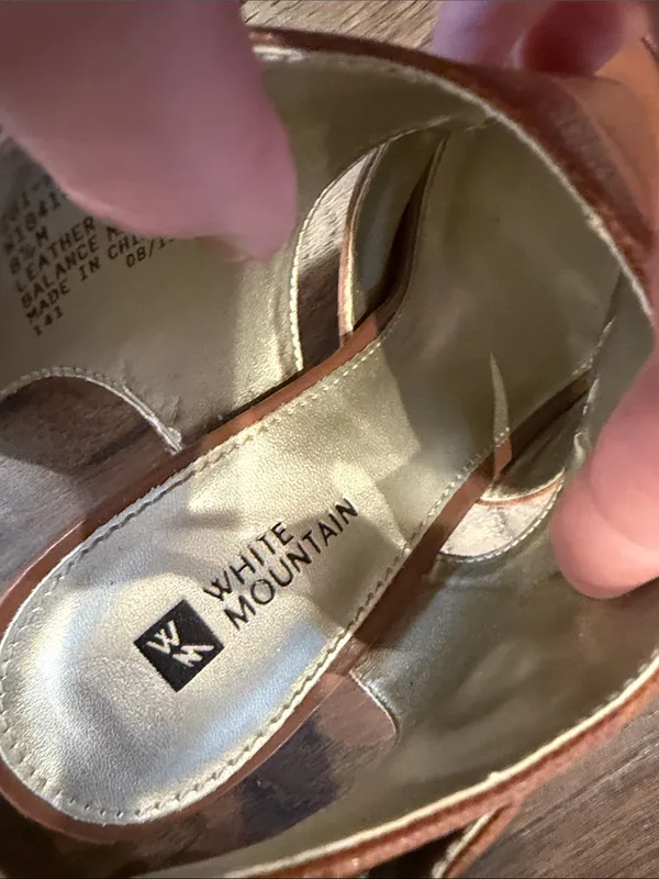White Mountain Tan Open-Toe Chunky Heel Sandals Size 8.5 - C16-066 - Image 3