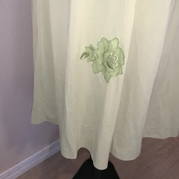 Vintage 70s Lorraine Nylon Nightgown Yellow Floral Medium Made USA - Image 4